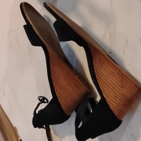 Sofft Wedge Comfort Sandal - Picture 5 of 6